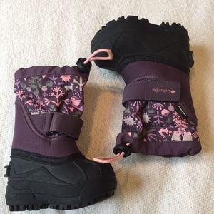 Columbia Purple Snow Boots Size 4